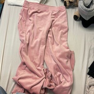 Hollister ULTRA HIGH-RISE VELOUR FLARE PANTS